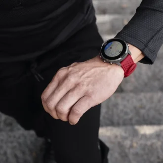 Andningsbart rött silikonarmband för tillbehör 24 mm