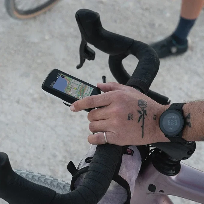 Karoo 2 cykeldator – navigera på en skärm som liknar en smartphone Karoo 2 cykeldator – navigera på en skärm som liknar en smartphone
