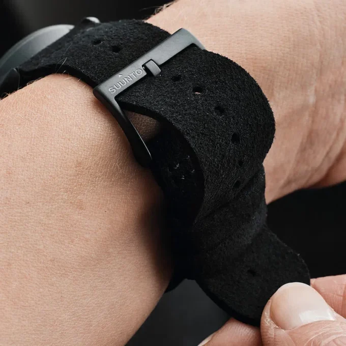 Suunto 3 All Black – kompakt sportklocka för hälsa och välbefinnande Suunto 3 All Black – kompakt sportklocka för hälsa och välbefinnande