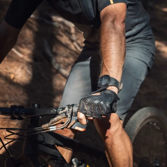Suunto 5 All Black – kompakt GPS-sportklocka med fantastisk batteritid Suunto 5 All Black – kompakt GPS-sportklocka med fantastisk batteritid