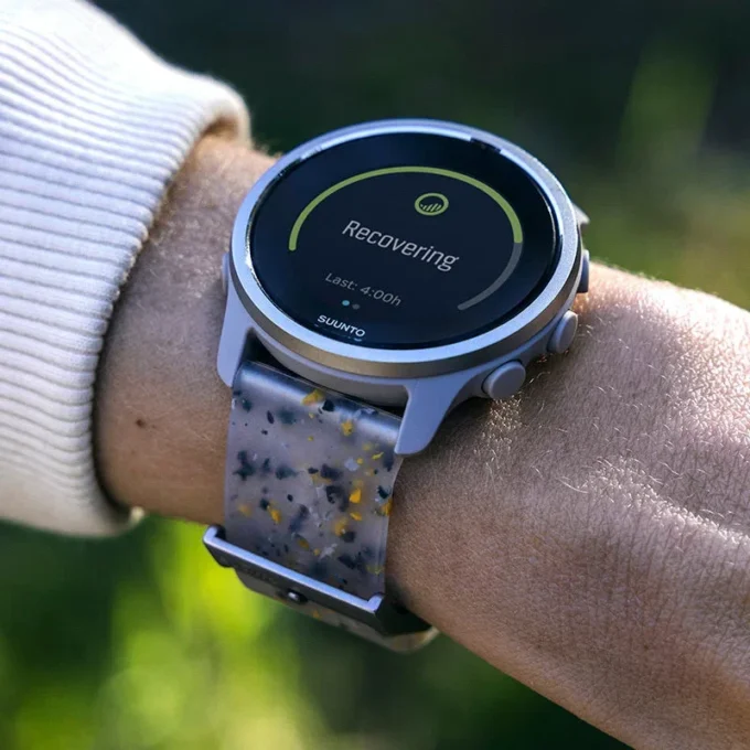 Suunto 5 Peak Ridge Sand Multicolor – lätt multisportklocka för träning, utforskning och välbefinnande Suunto 5 Peak Ridge Sand Multicolor – lätt multisportklocka för träning, utforskning och välbefinnande