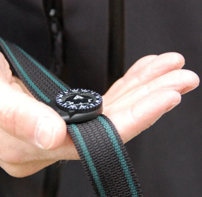 Suunto Clipper L/B NH-kompass – fästs på friluftsutrustning Suunto Clipper L/B NH-kompass – fästs på friluftsutrustning