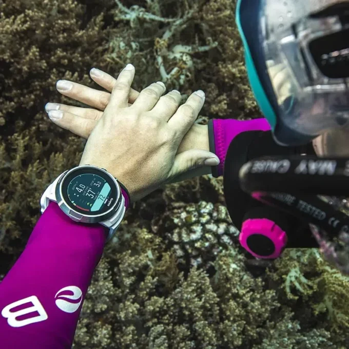 Suunto D5 vit dykdator för nybörjare och fritidsdykare Suunto D5 vit dykdator för nybörjare och fritidsdykare